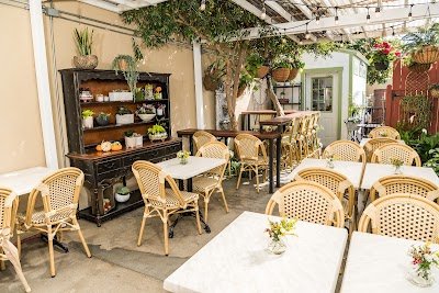 Buena Vida Tea Bar & Garden