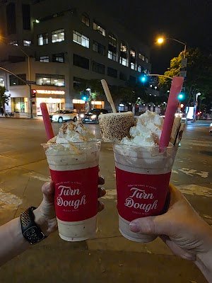 Turn Dough – Ice Cream, Chimney Cake Donut Cones, Milkshakes Santa Monica