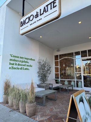 Bacio di Latte | Brentwood, LA